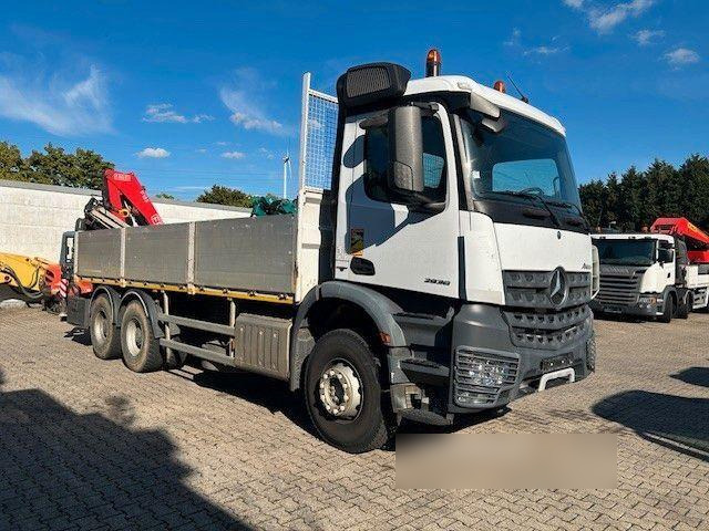Mercedes-Benz Arocs 2636 - Flatbed truck + crane - Xe tải thùng lửng/ Phẳng, Xe cẩu tự hành: hình 2 Mercedes-Benz Arocs 2636 - Flatbed truck + crane - Xe tải thùng lửng/ Phẳng, Xe cẩu tự hành: hình 2