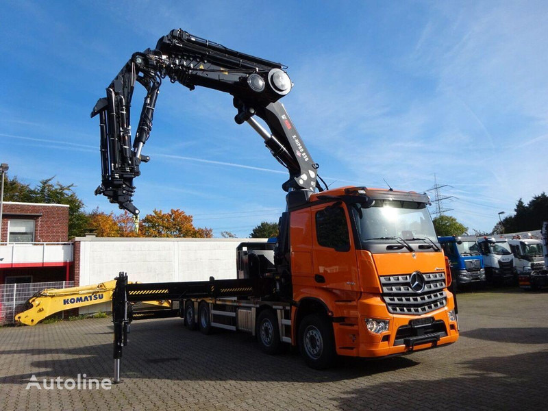 Mercedes-Benz Arocs 3751 - Flatbed+crane - Xe tải thùng lửng/ Phẳng, Xe cẩu tự hành: hình 4 Mercedes-Benz Arocs 3751 - Flatbed+crane - Xe tải thùng lửng/ Phẳng, Xe cẩu tự hành: hình 4