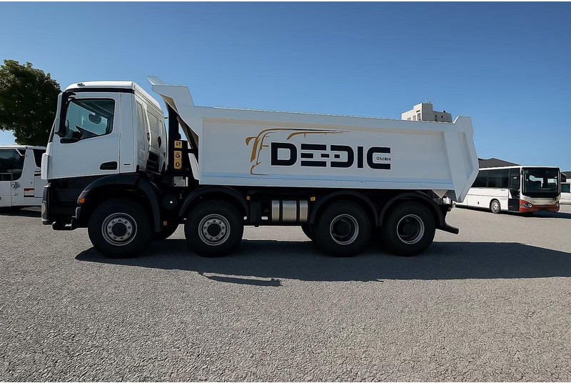 Mercedes-Benz Arocs 4145 - Tipper - Xe ben: hình 2 Mercedes-Benz Arocs 4145 - Tipper - Xe ben: hình 2