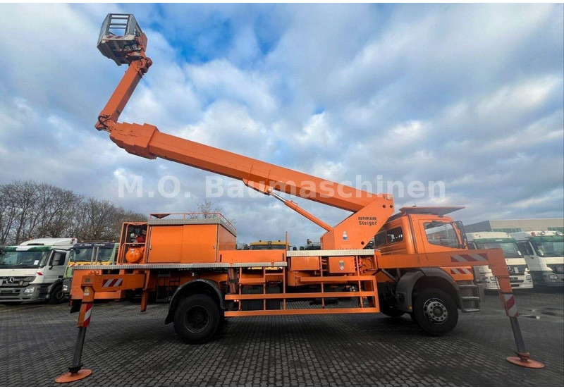 Mercedes-Benz Atego 1928 - Nền bục trên không gắn trên xe tải: hình 4 Mercedes-Benz Atego 1928 - Nền bục trên không gắn trên xe tải: hình 4