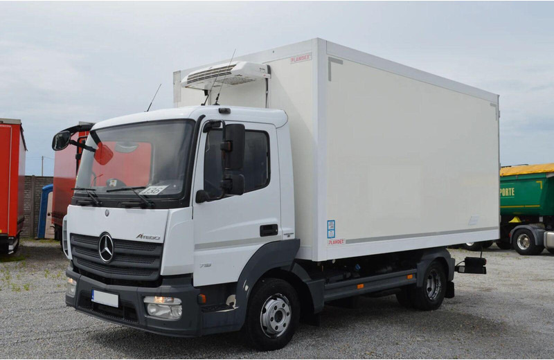 Mercedes-Benz Atego 716 IZOTERMA REFRIGERATOR SIDE DOOR - Xe tải đông lạnh: hình 1 Mercedes-Benz Atego 716 IZOTERMA REFRIGERATOR SIDE DOOR - Xe tải đông lạnh: hình 1