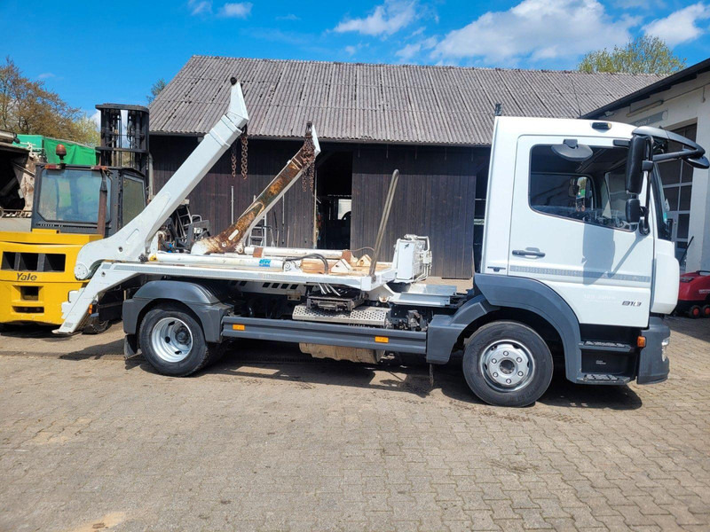 Mercedes-Benz Atego 818 Skip loader - Xe tải chở thùng nhỏ: hình 4 Mercedes-Benz Atego 818 Skip loader - Xe tải chở thùng nhỏ: hình 4