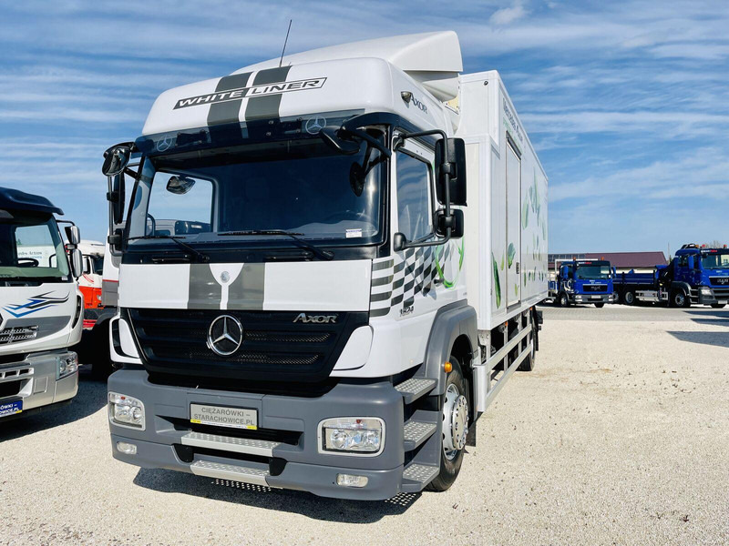 Mercedes-Benz Axor 1824 - Xe tải đông lạnh: hình 4 Mercedes-Benz Axor 1824 - Xe tải đông lạnh: hình 4