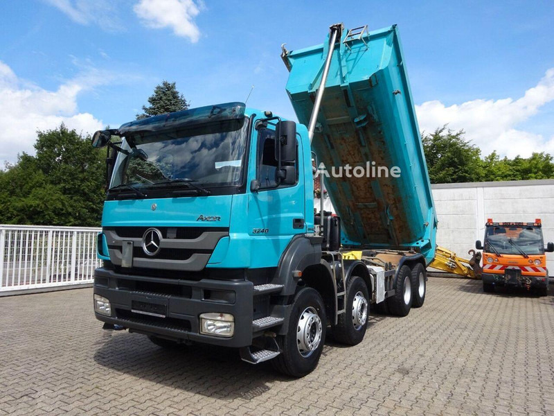 Mercedes-Benz Axor 3240 - Tipper 8x4 - Xe ben: hình 2 Mercedes-Benz Axor 3240 - Tipper 8x4 - Xe ben: hình 2