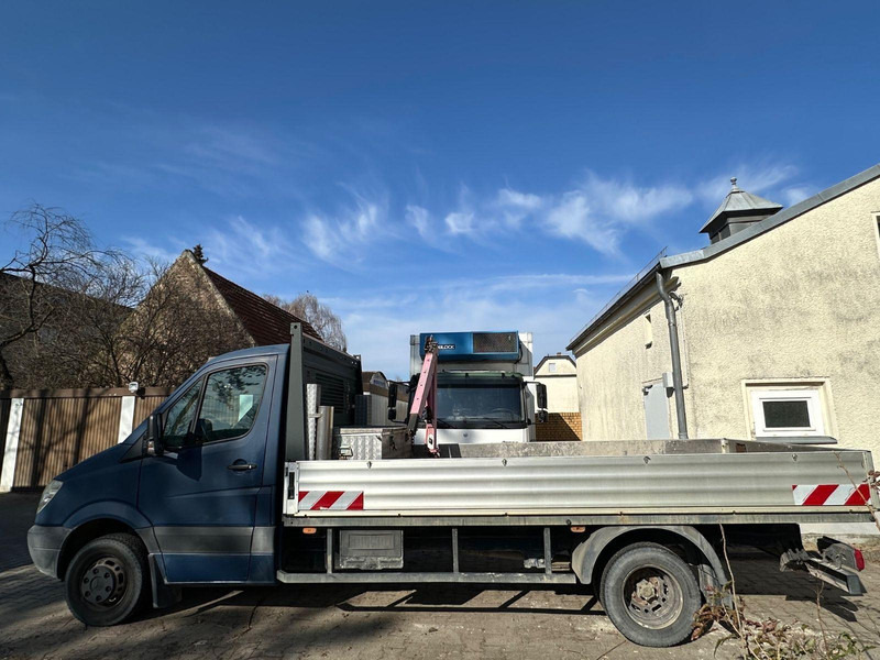 Mercedes-Benz Sprinter 515 CDI - Xe tải thùng lửng/ Phẳng: hình 4 Mercedes-Benz Sprinter 515 CDI - Xe tải thùng lửng/ Phẳng: hình 4