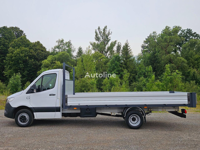 Mercedes-Benz Sprinter 519 CDI Flatbed - Xe tải thùng lửng/ Phẳng: hình 3 Mercedes-Benz Sprinter 519 CDI Flatbed - Xe tải thùng lửng/ Phẳng: hình 3