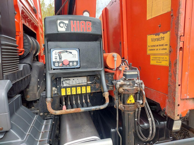 Mercedes-Benz TGS 26.360 FG 6x2, BL, daruval-HIAB 144, Euro5 - Xe tải thùng lửng/ Phẳng, Xe cẩu tự hành: hình 5 Mercedes-Benz TGS 26.360 FG 6x2, BL, daruval-HIAB 144, Euro5 - Xe tải thùng lửng/ Phẳng, Xe cẩu tự hành: hình 5