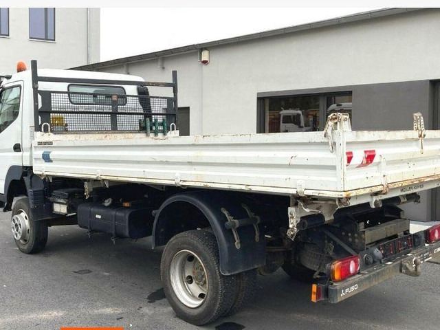 Mitsubishi Fuso 4x4 3 way tipper - Xe ben: hình 3 Mitsubishi Fuso 4x4 3 way tipper - Xe ben: hình 3