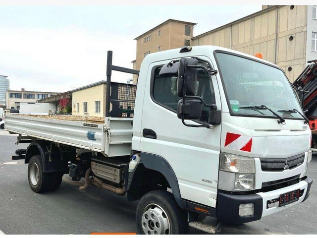 Mitsubishi Fuso 4x4 3 way tipper - Xe ben: hình 2 Mitsubishi Fuso 4x4 3 way tipper - Xe ben: hình 2