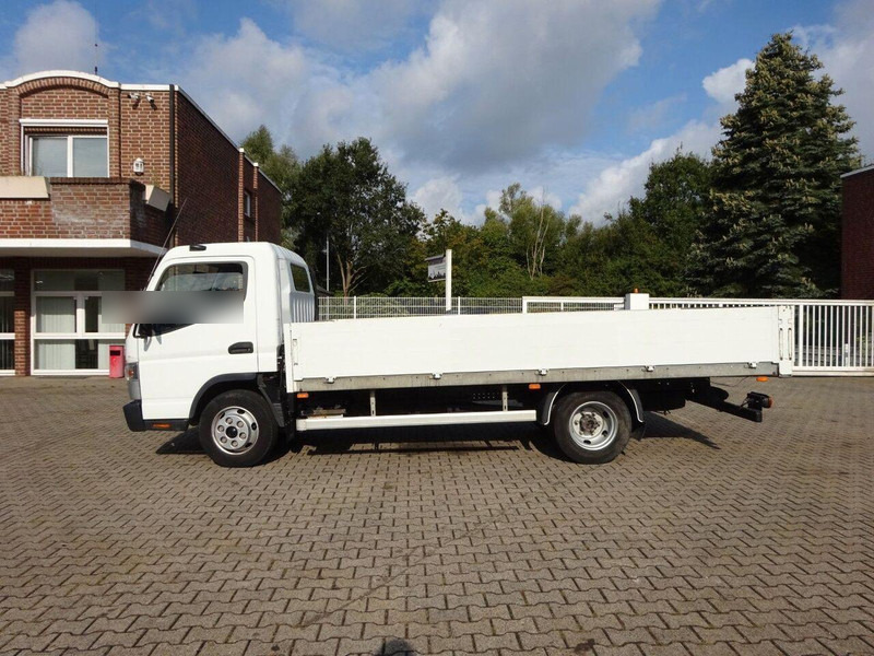 Mitsubishi Fuso Canter 7C15 - Flatbed - Xe tải thùng lửng/ Phẳng: hình 4 Mitsubishi Fuso Canter 7C15 - Flatbed - Xe tải thùng lửng/ Phẳng: hình 4