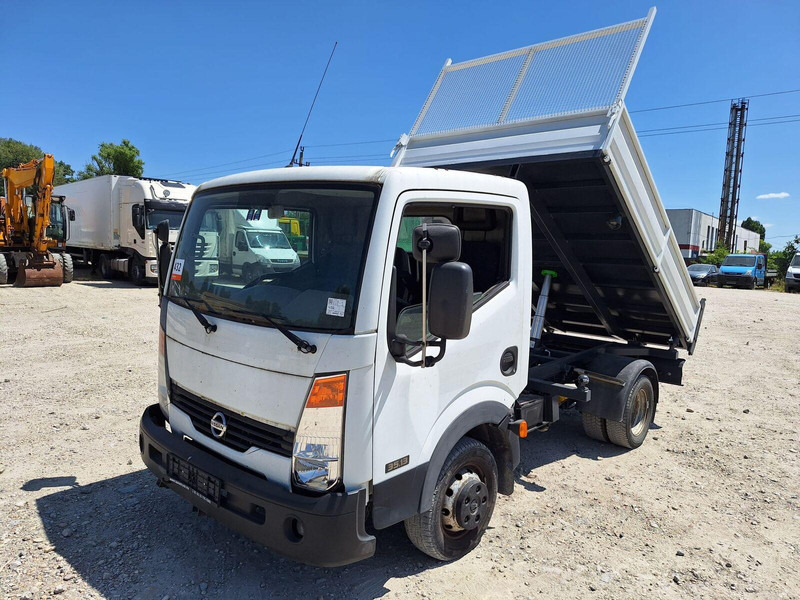 Nissan Cabstar 2,5 TDi - 3 sided Tipper - Xe ben nhỏ: hình 2 Nissan Cabstar 2,5 TDi - 3 sided Tipper - Xe ben nhỏ: hình 2