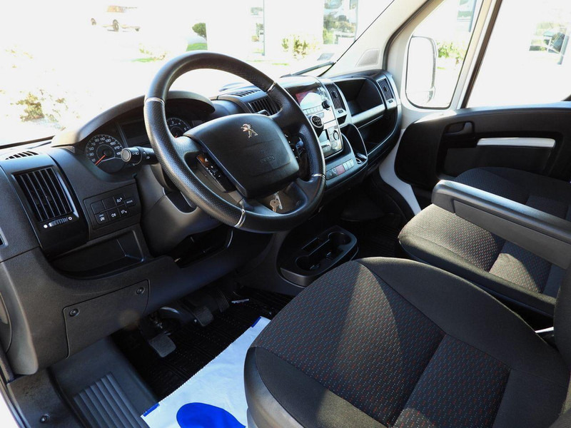 Peugeot BOXER PLANDEKA - Xe van thùng mui bạt: hình 2 Peugeot BOXER PLANDEKA - Xe van thùng mui bạt: hình 2