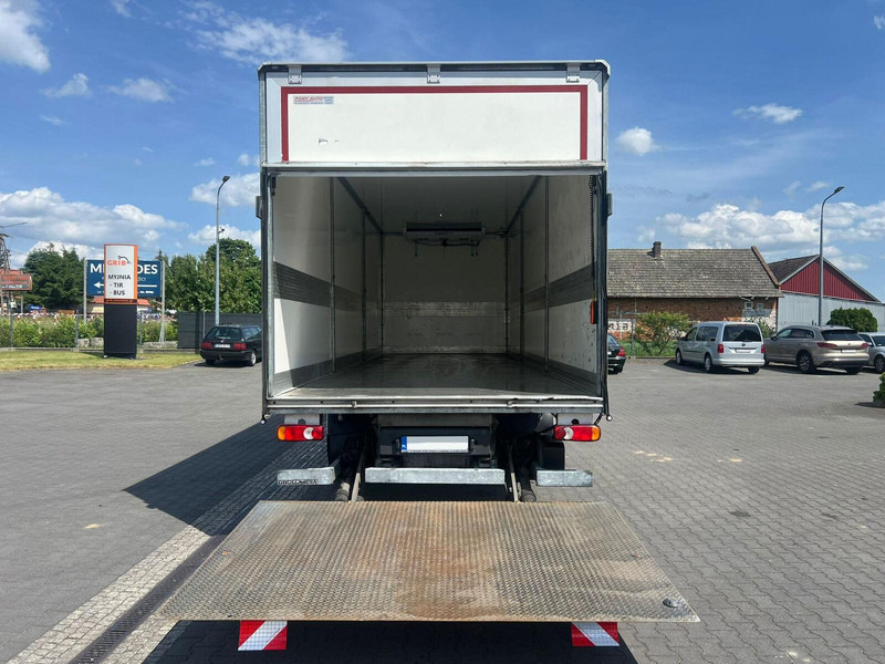 Xe tải đông lạnh Renault D 18 250 DTI 18T REFRIGERATOR + LIFT: hình 6