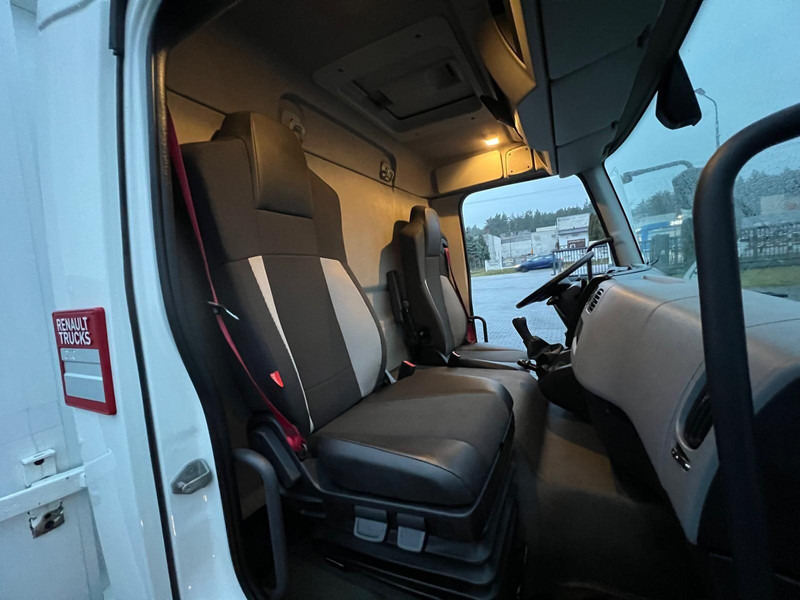 Xe tải hộp Renault D 210: hình 13