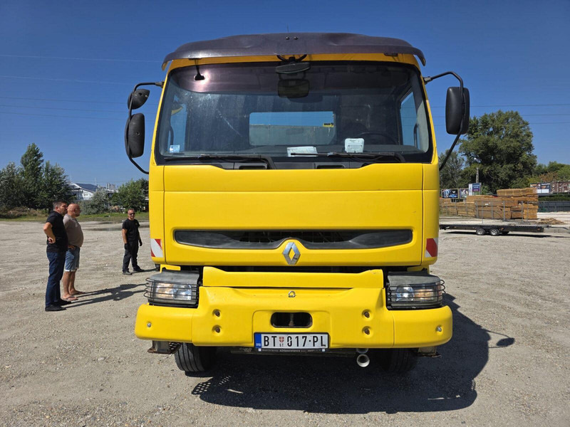 Renault Kerax 420 DCi 8x4 - Road and Service Assistant - Xe tải kéo: hình 3 Renault Kerax 420 DCi 8x4 - Road and Service Assistant - Xe tải kéo: hình 3