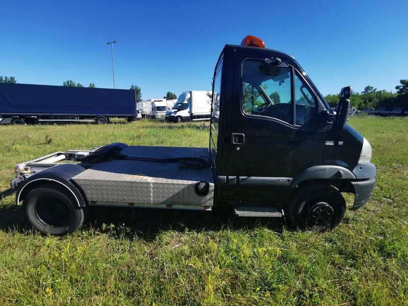 Renault MASCOTT 160 DXi - BE Mini Trekker - SZM - 3.5t - Xe đầu kéo mini: hình 3 Renault MASCOTT 160 DXi - BE Mini Trekker - SZM - 3.5t - Xe đầu kéo mini: hình 3