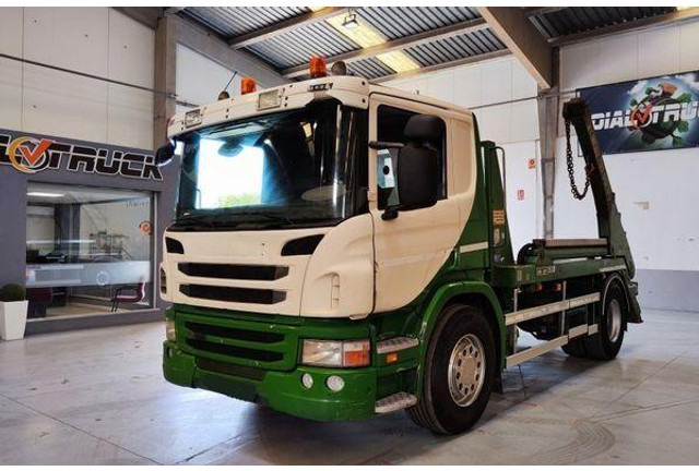 Scania P360 - Xe tải chở thùng nhỏ: hình 2 Scania P360 - Xe tải chở thùng nhỏ: hình 2