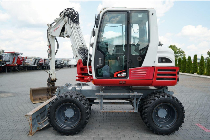 Takeuchi TB 295 W / KOPARKA KOŁOWA / 2016 ROK / PO KONTRAKCIE SERWISOWYM - Máy xúc bánh lốp: hình 2 Takeuchi TB 295 W / KOPARKA KOŁOWA / 2016 ROK / PO KONTRAKCIE SERWISOWYM - Máy xúc bánh lốp: hình 2