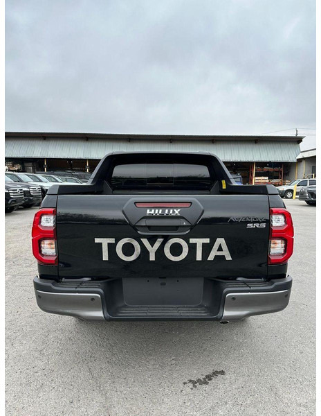 Toyota Hilux Armored SUV - SUV: hình 4 Toyota Hilux Armored SUV - SUV: hình 4