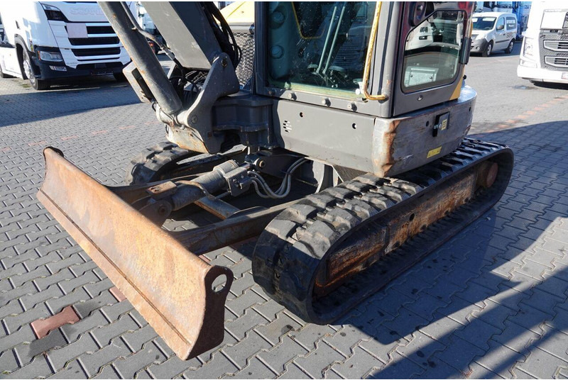 Cho thuê Volvo ECR58D Volvo ECR58D: hình 12