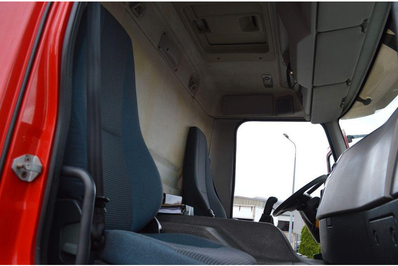 Volvo FE 18.280 - Xe tải thùng lửng/ Phẳng, Xe cẩu tự hành: hình 5 Volvo FE 18.280 - Xe tải thùng lửng/ Phẳng, Xe cẩu tự hành: hình 5