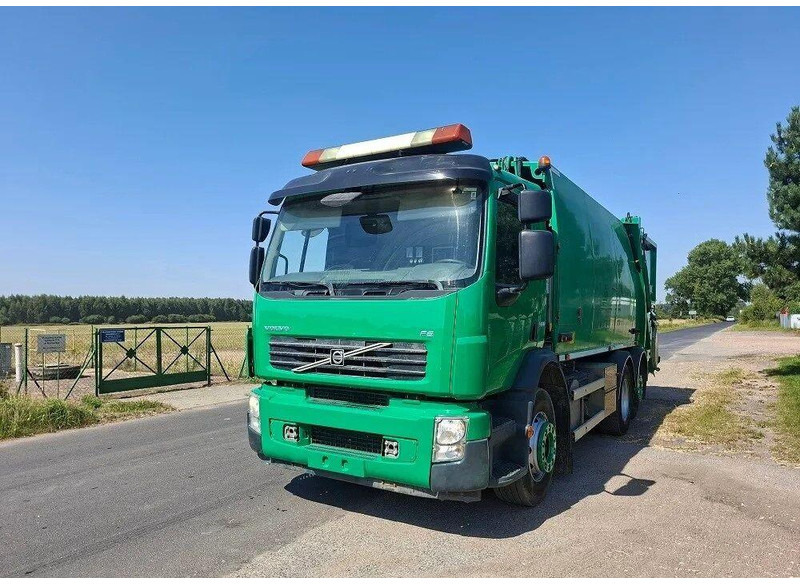 Volvo FE 300 - Dual garbage truck - Xe tải chở rác: hình 3 Volvo FE 300 - Dual garbage truck - Xe tải chở rác: hình 3