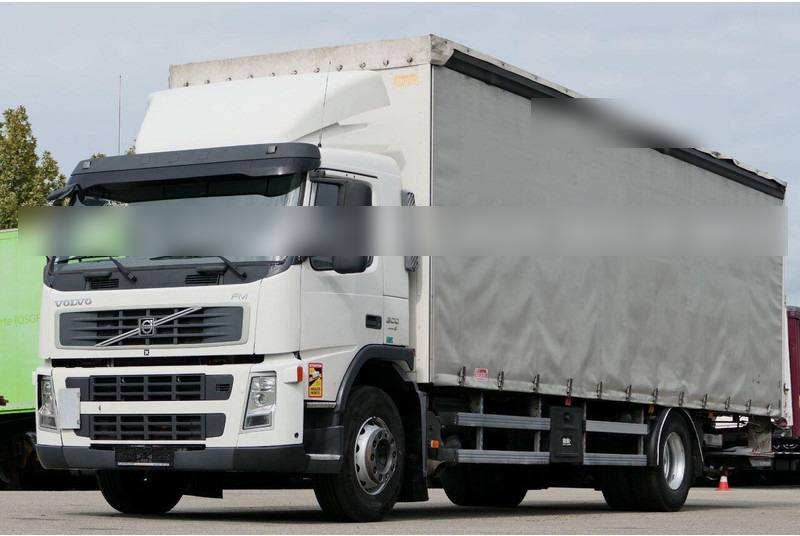 Volvo FM 300 - Curtain side truck - Xe tải thùng mui bạt: hình 1 Volvo FM 300 - Curtain side truck - Xe tải thùng mui bạt: hình 1
