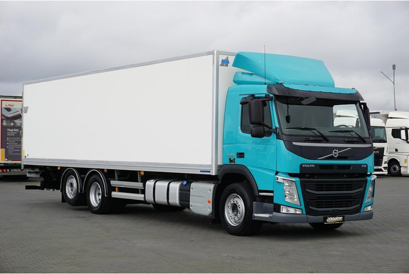 Volvo FM / 330 / E 6 / CHŁODNIA + WINDA / 23 PALETY / OŚ SKRĘTNA / DŁ - Xe tải đông lạnh: hình 1 Volvo FM / 330 / E 6 / CHŁODNIA + WINDA / 23 PALETY / OŚ SKRĘTNA / DŁ - Xe tải đông lạnh: hình 1