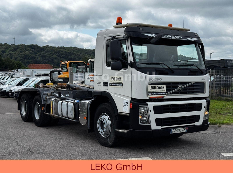 Volvo FM 400 - Xe tải nâng móc: hình 1 Volvo FM 400 - Xe tải nâng móc: hình 1