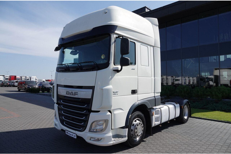 DAF XF 460 / MANUAL / STANDARD / SUPER SPACE CAB / EURO 6 - Xe đầu kéo: hình 5 DAF XF 460 / MANUAL / STANDARD / SUPER SPACE CAB / EURO 6 - Xe đầu kéo: hình 5
