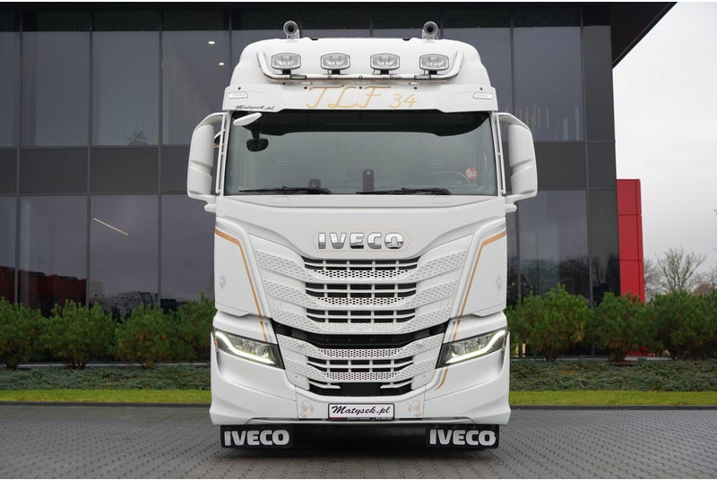 Iveco S-WAY / 530 / RETARDER / I-PARK COOL / FULL AIRMATIC / OPONY 10 - Xe đầu kéo: hình 3 Iveco S-WAY / 530 / RETARDER / I-PARK COOL / FULL AIRMATIC / OPONY 10 - Xe đầu kéo: hình 3