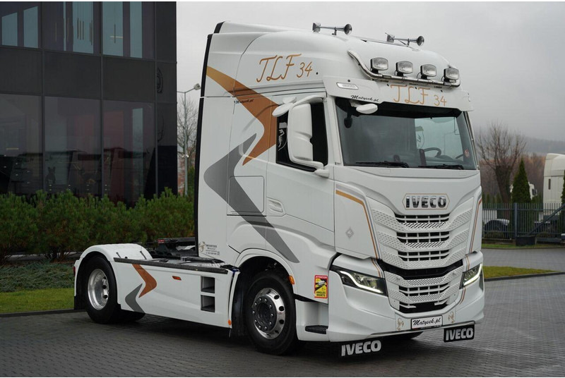 Iveco S-WAY / 530 / RETARDER / I-PARK COOL / FULL AIRMATIC / OPONY 10 - Xe đầu kéo: hình 2 Iveco S-WAY / 530 / RETARDER / I-PARK COOL / FULL AIRMATIC / OPONY 10 - Xe đầu kéo: hình 2