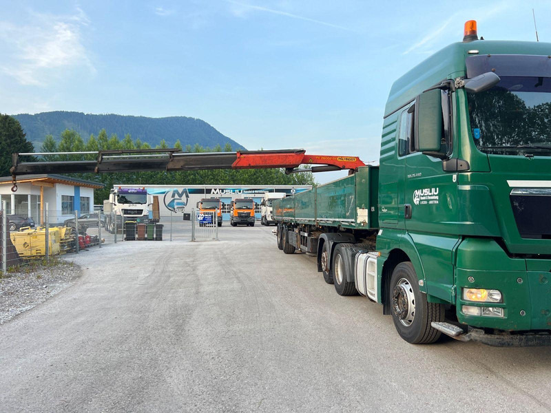 MAN TGX 26.440 6x2 + Flatbed semi trailer + Crane PK26002 - Xe đầu kéo: hình 4 MAN TGX 26.440 6x2 + Flatbed semi trailer + Crane PK26002 - Xe đầu kéo: hình 4