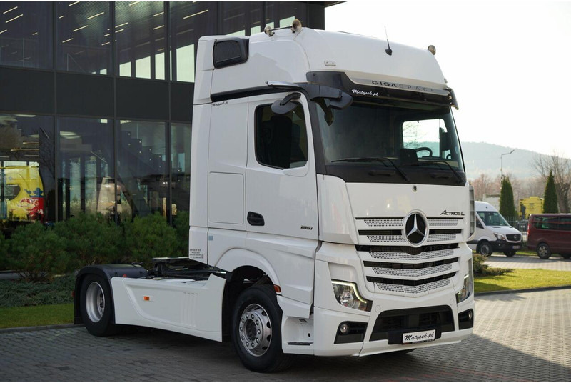 Mercedes-Benz ACTROS L 1851 / GIGA SPACE / RETARDER / 2022 R - Xe đầu kéo: hình 4 Mercedes-Benz ACTROS L 1851 / GIGA SPACE / RETARDER / 2022 R - Xe đầu kéo: hình 4