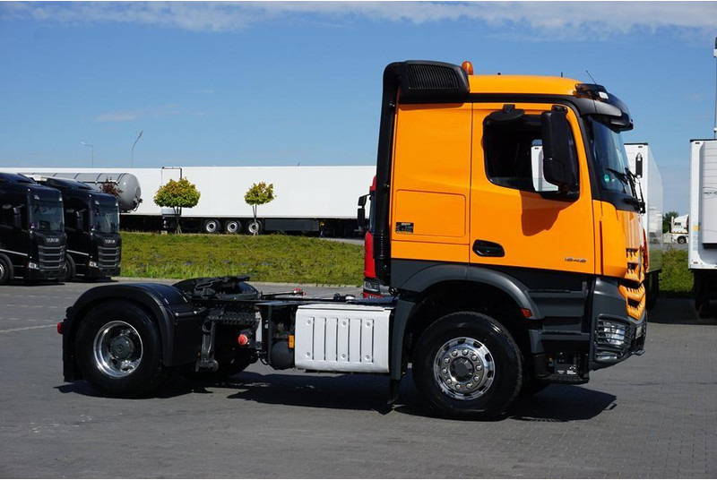 Mercedes-Benz AROCS / 1848 / E 6 / ACC / 4 X 4 / HAD / HYDRAULIKA / RETARDER - Xe đầu kéo: hình 4 Mercedes-Benz AROCS / 1848 / E 6 / ACC / 4 X 4 / HAD / HYDRAULIKA / RETARDER - Xe đầu kéo: hình 4