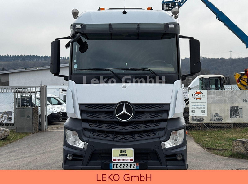 Mercedes-Benz Actros 1845 - Xe đầu kéo: hình 2 Mercedes-Benz Actros 1845 - Xe đầu kéo: hình 2