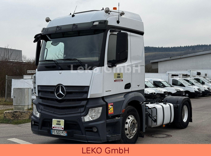 Mercedes-Benz Actros 1845 - Xe đầu kéo: hình 3 Mercedes-Benz Actros 1845 - Xe đầu kéo: hình 3