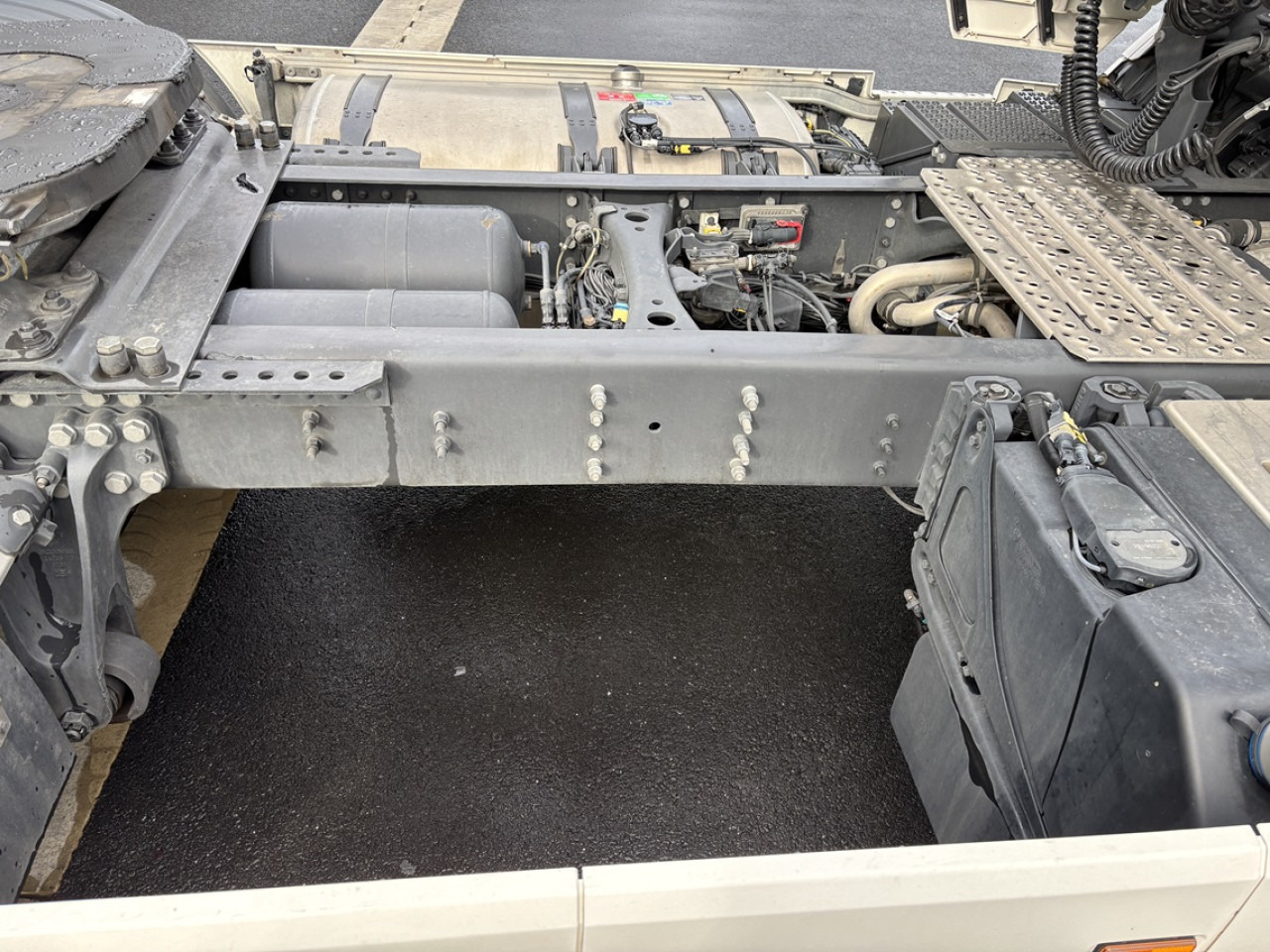 SCANIA R 460 A4x2NA - Xe đầu kéo: hình 3 SCANIA R 460 A4x2NA - Xe đầu kéo: hình 3