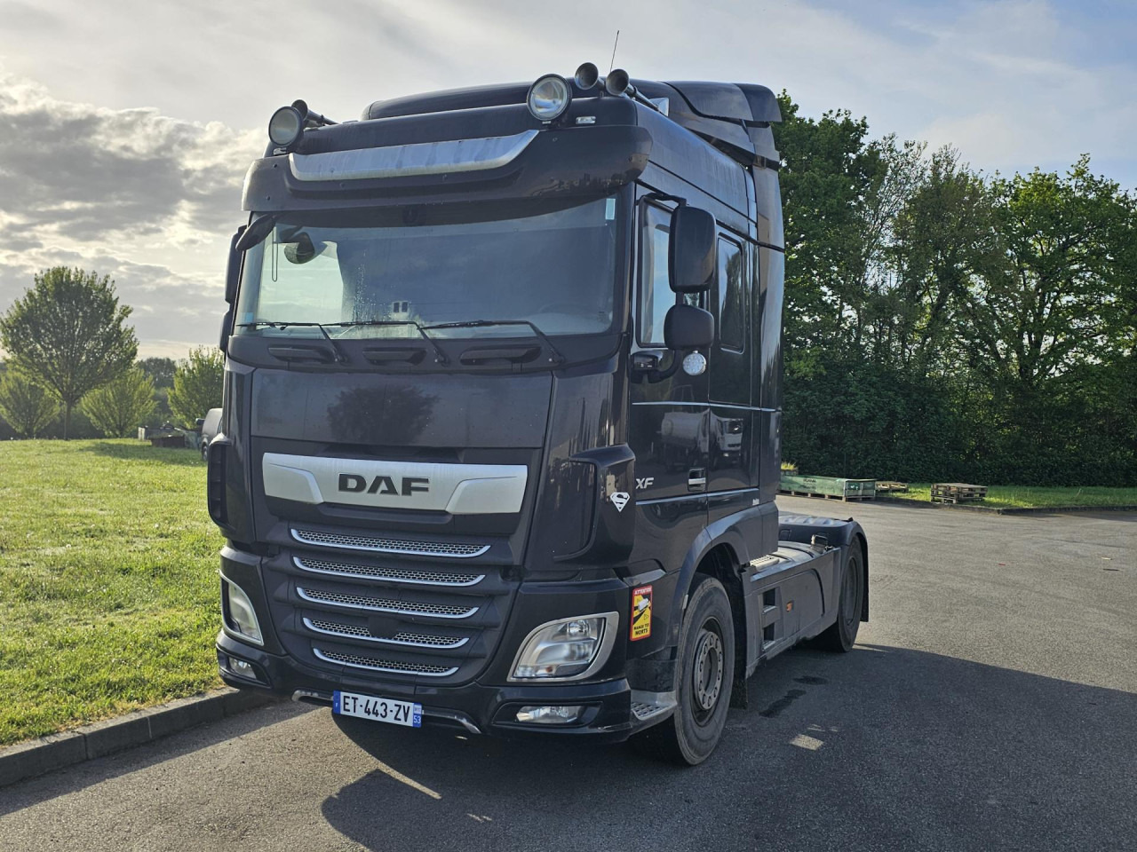 Xe đầu kéo DAF DAF XF480: hình 1