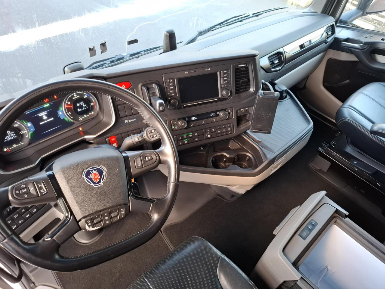 SCANIA SCANIA S 500 CS20H - Xe đầu kéo: hình 3 SCANIA SCANIA S 500 CS20H - Xe đầu kéo: hình 3