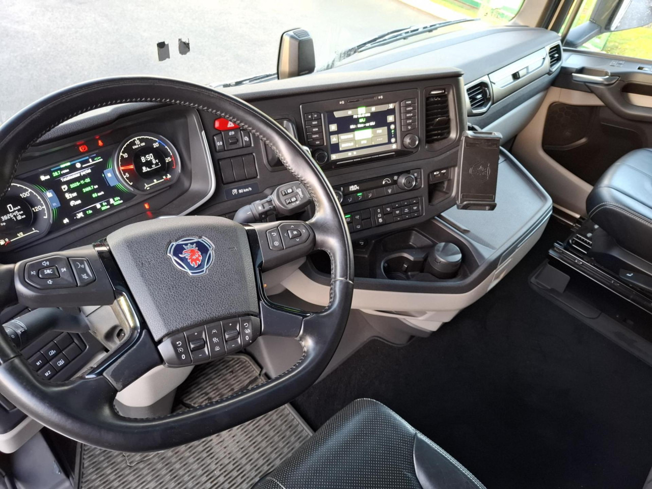 SCANIA SCANIA S500 CS20H - Xe đầu kéo: hình 5 SCANIA SCANIA S500 CS20H - Xe đầu kéo: hình 5