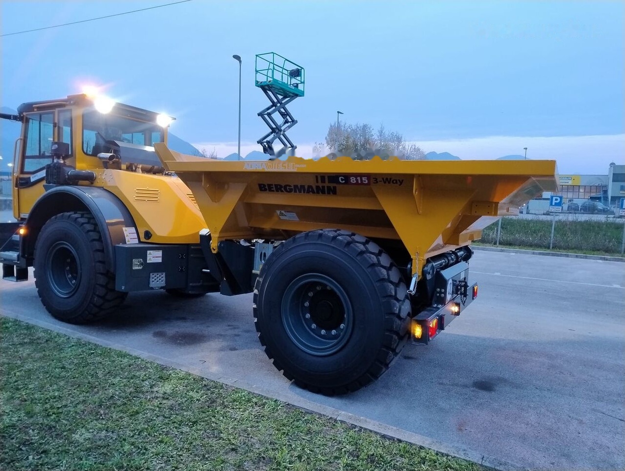 Bergmann C815s - Xe ben: hình 4 Bergmann C815s - Xe ben: hình 4
