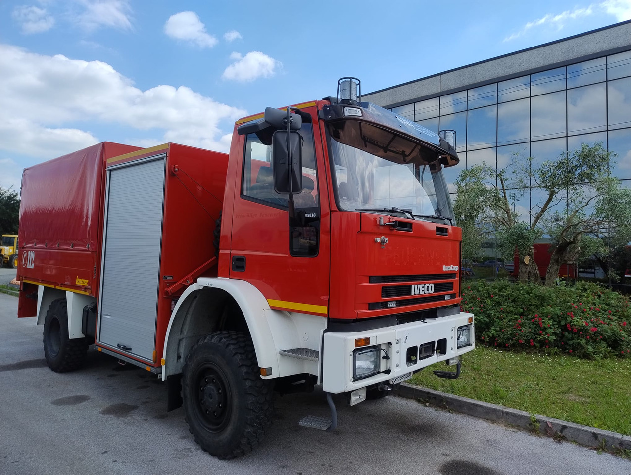 IVECO Eurocargo - Xe tải thùng lửng/ Phẳng: hình 1 IVECO Eurocargo - Xe tải thùng lửng/ Phẳng: hình 1