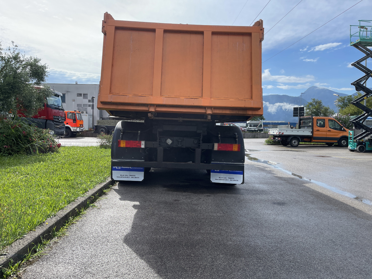 IVECO Trakker 450 - Xe ben: hình 5 IVECO Trakker 450 - Xe ben: hình 5