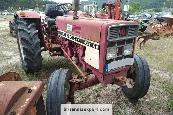 INTERNATIONAL 433 SA Farm Tractor | 2.5L Diesel | 4x2 | Brand New Tyres - Máy cày: hình 2 INTERNATIONAL 433 SA Farm Tractor | 2.5L Diesel | 4x2 | Brand New Tyres - Máy cày: hình 2