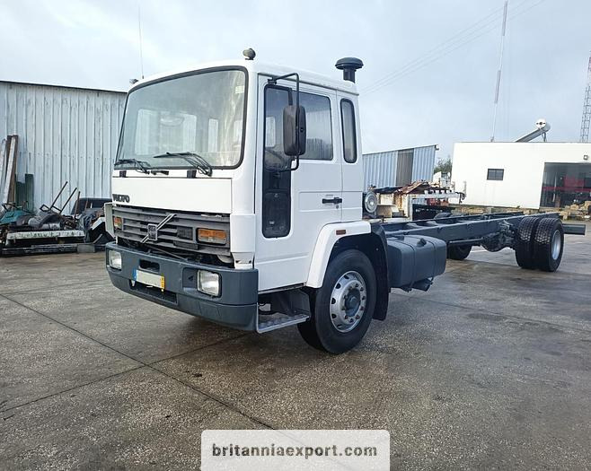 VOLVO FL619 Intercooler – 19 Ton Chassis Cab Truck | Full Springs Suspension | - Xe tải khung gầm: hình 2 VOLVO FL619 Intercooler – 19 Ton Chassis Cab Truck | Full Springs Suspension | - Xe tải khung gầm: hình 2