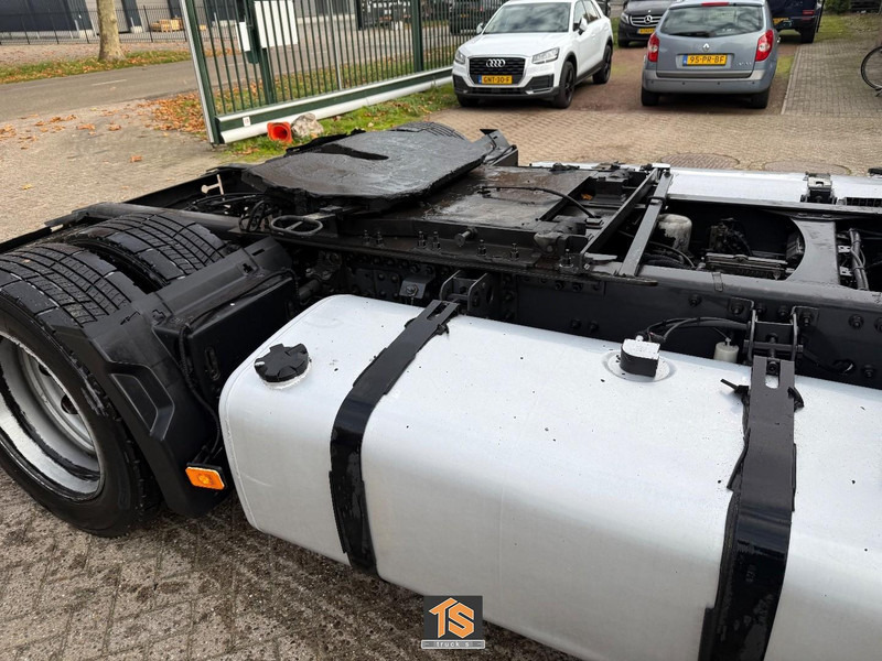 Volvo FH 460 - 2 TANKS - NL TOP TRUCK - HEBESATTEL - LIFTING FIFTH WHEEL - TUV 7/26 - Xe đầu kéo: hình 4 Volvo FH 460 - 2 TANKS - NL TOP TRUCK - HEBESATTEL - LIFTING FIFTH WHEEL - TUV 7/26 - Xe đầu kéo: hình 4