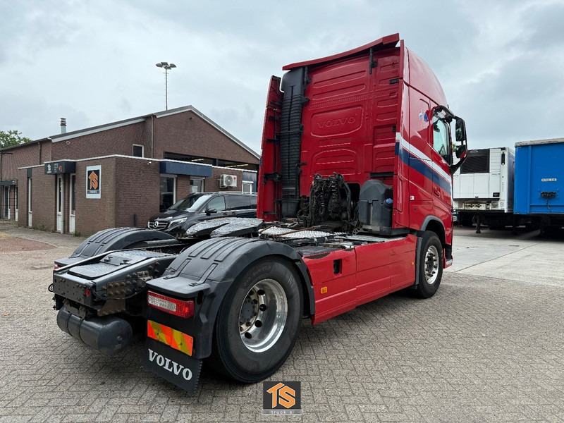 Volvo FH 460 - HYDRAULIEK- VEB + - NL TOP TRUCK - TUV 5/26 - Xe đầu kéo: hình 5 Volvo FH 460 - HYDRAULIEK- VEB + - NL TOP TRUCK - TUV 5/26 - Xe đầu kéo: hình 5