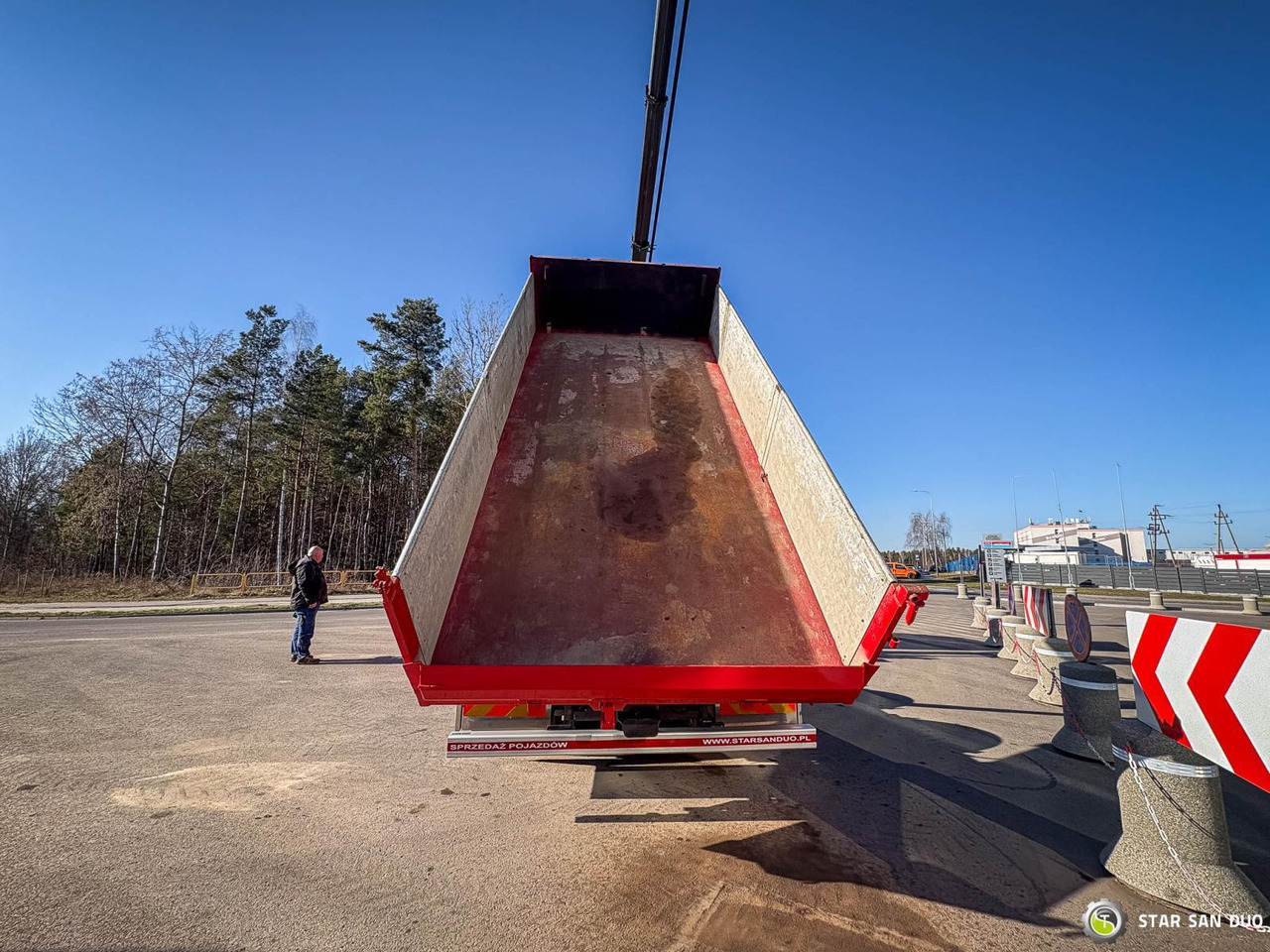 - Xe cẩu tự hành: hình 4 - Xe cẩu tự hành: hình 4