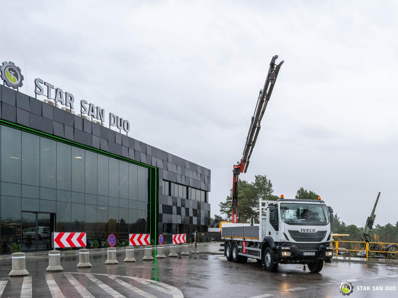 - Xe cẩu tự hành: hình 4 - Xe cẩu tự hành: hình 4